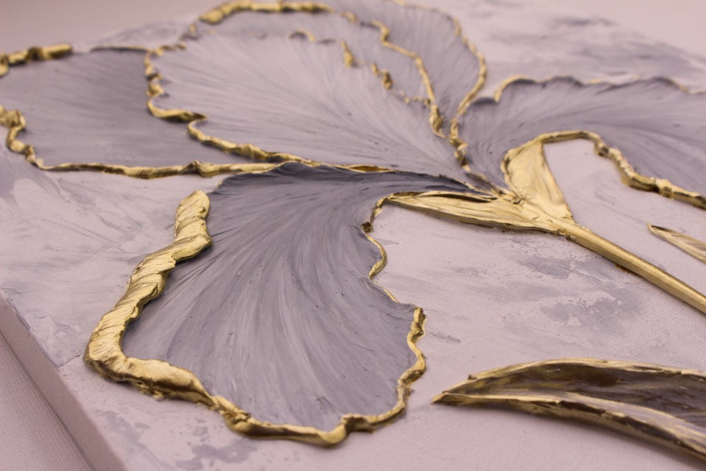 Serenity in Bloom – Stunning Textured Flower Painting with Gold Elegance