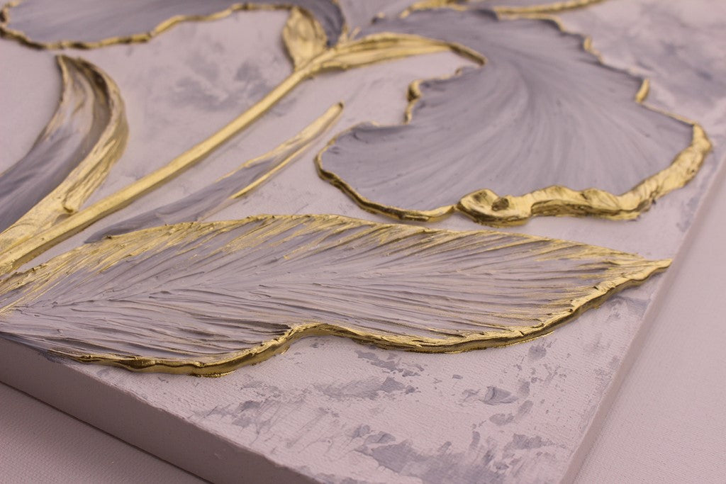 Serenity in Bloom – Stunning Textured Flower Painting with Gold Elegance